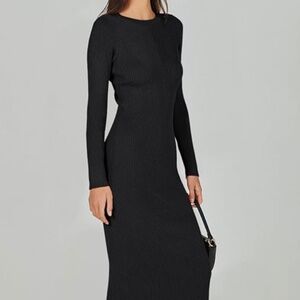 Chic Black Long Sleeve Sweater Maxi Dress